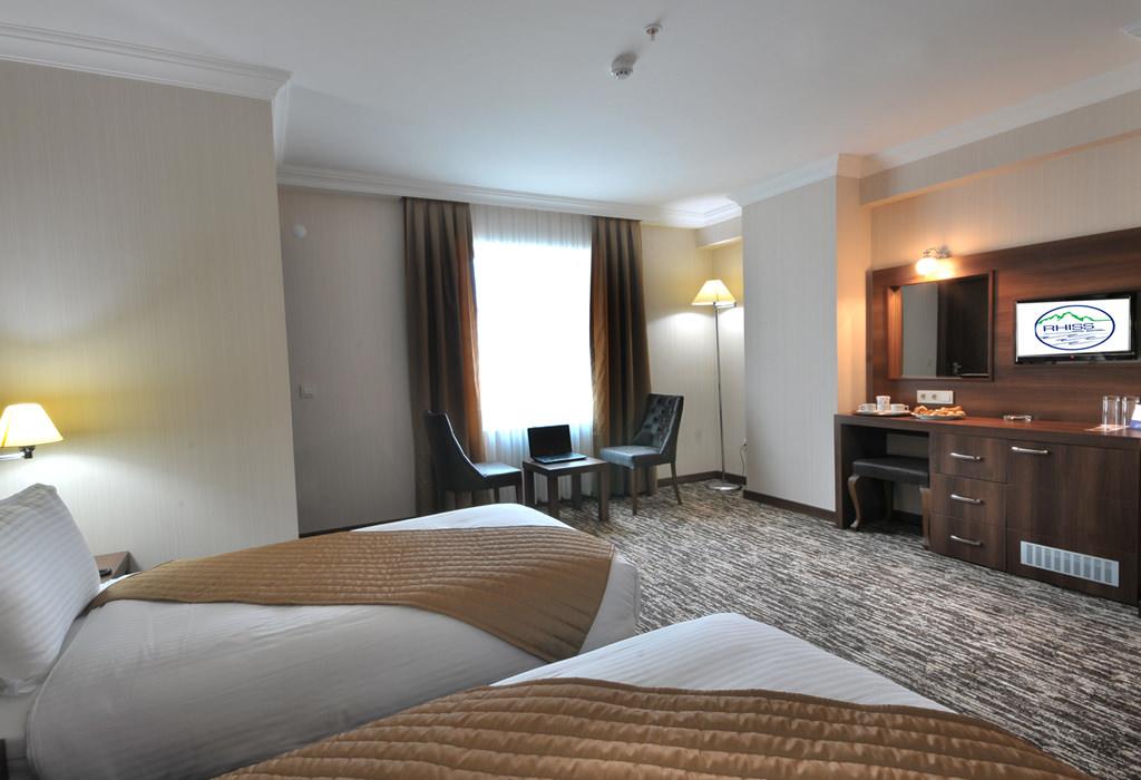 Rhiss Hotel Bostanci Istanbul Exterior foto