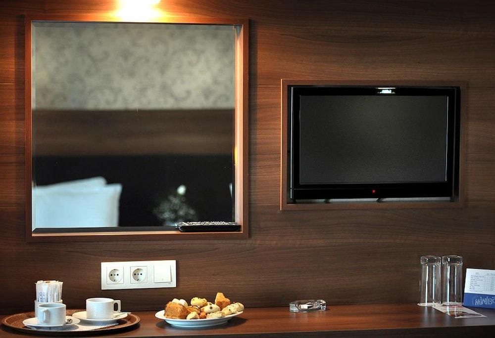 Rhiss Hotel Bostanci Istanbul Exterior foto